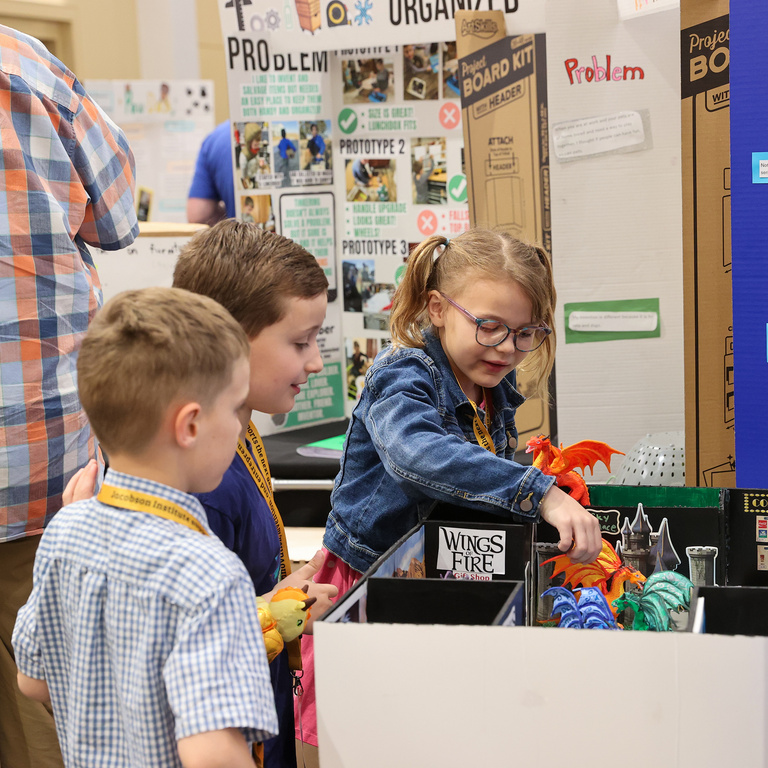 Student presenting at Iowa Invention Convention State Finals 2026